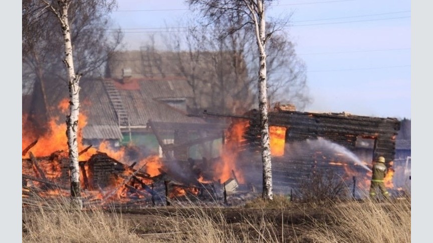 Полиция восстановит документы погорельцам в Кильмезском и Опаринском районах